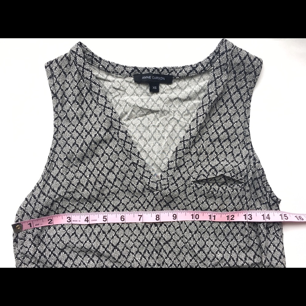 Geometric Tank Top - Picture 5 of 5